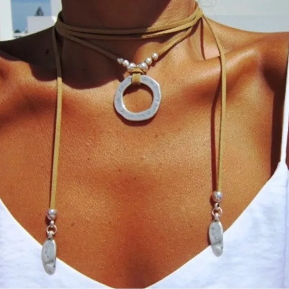 Boho Sphere Necklace in Coffee - Picture 1 of 3